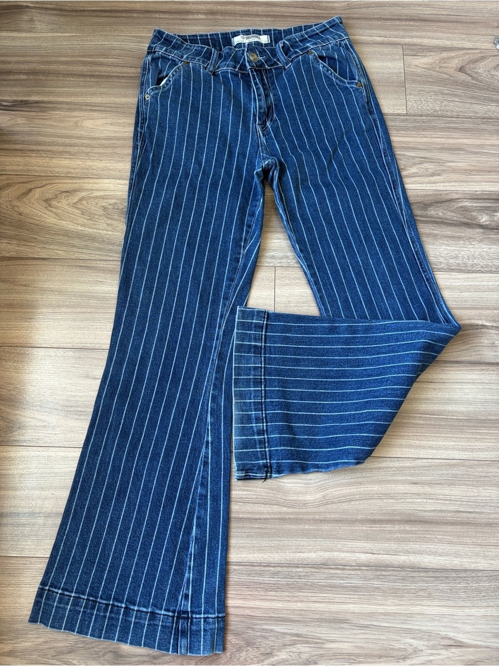 High-Rise Pinstripe Flare Jeans - Blue - Picture 4 of 8